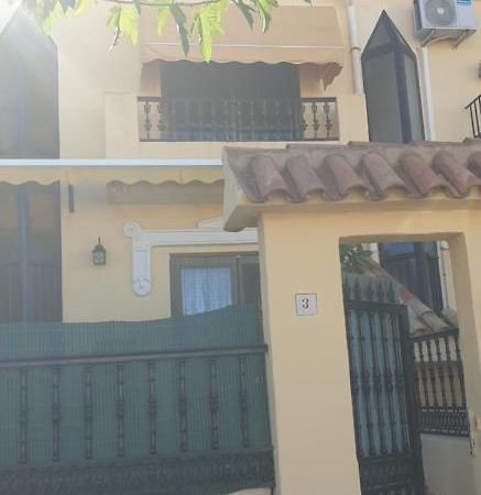 Villaislandia Orpesa Kültér fotó